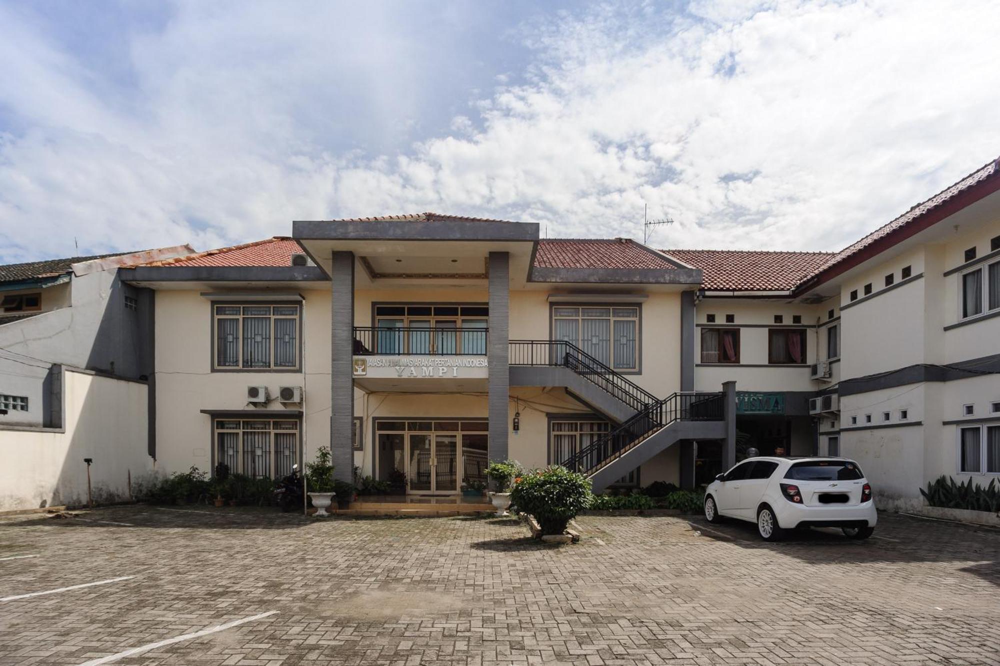 Reddoorz Syariah Near Aeon Mall Tanjung Barat Jacarta Exterior foto